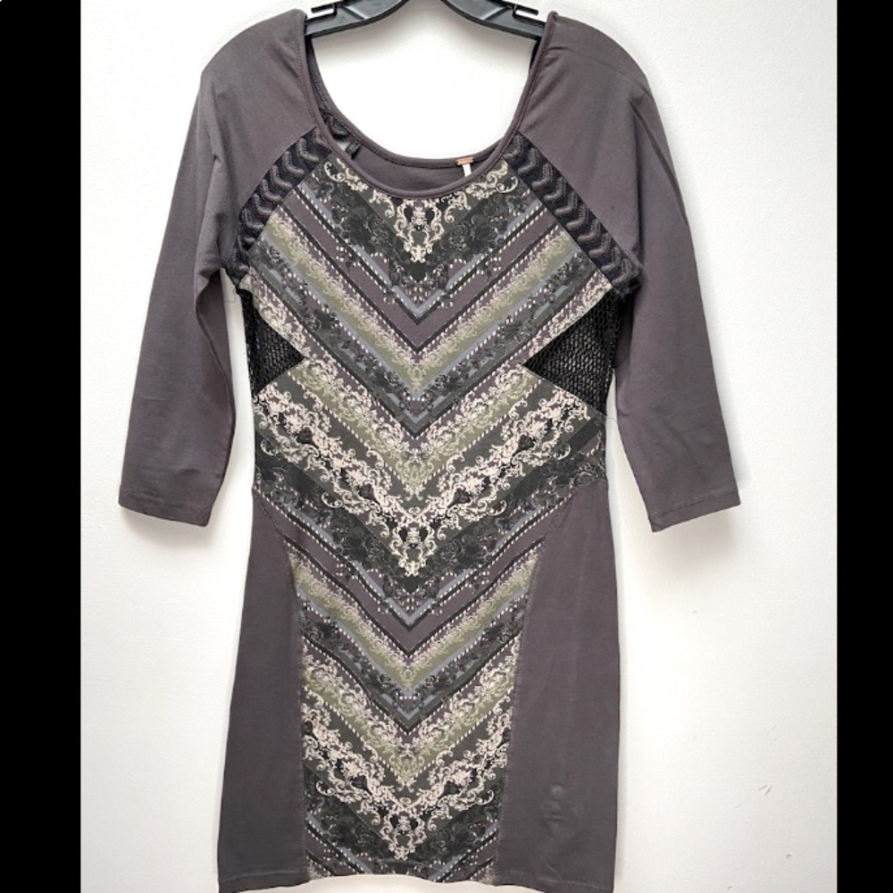 Free People!  Excellent Condition! Mini dress.